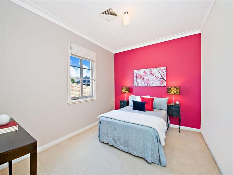 13A Barwon Park Road, St Peters NSW 2044