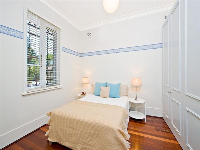 13A Barwon Park Road, St Peters NSW 2044