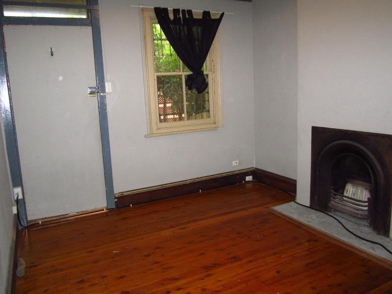 8 Isabella Street, Camperdown NSW 2050