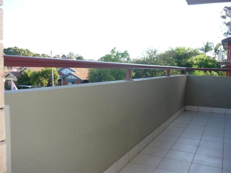 11/22 Bayley Street, Marrickville NSW 2204