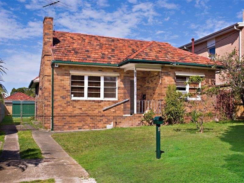 4 Ferrier Parade, Clemton Park NSW 2206