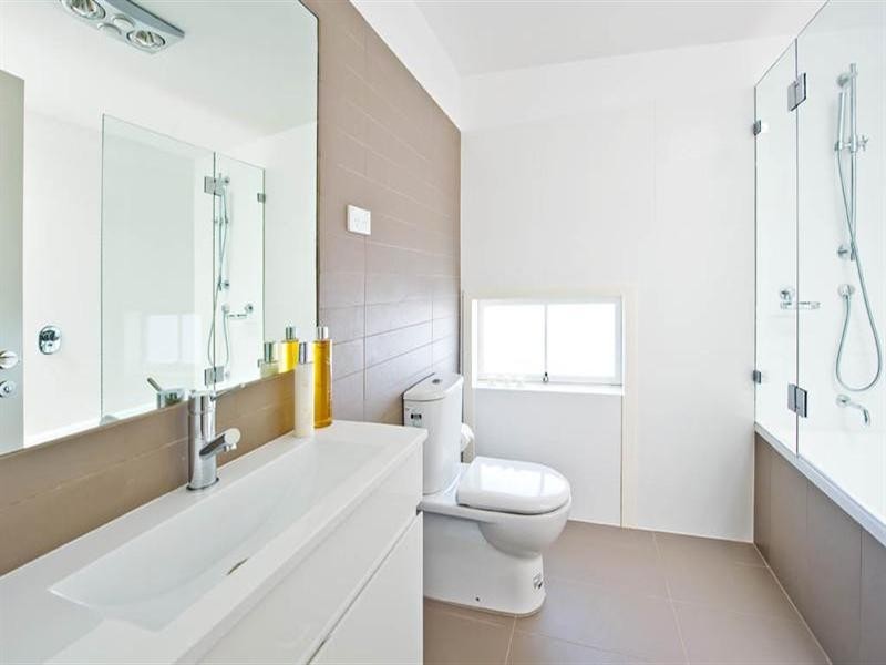 1/10 Emma Street, Leichhardt NSW 2040