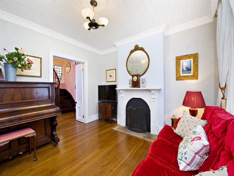 24 Gibbens Street, Camperdown NSW 2050