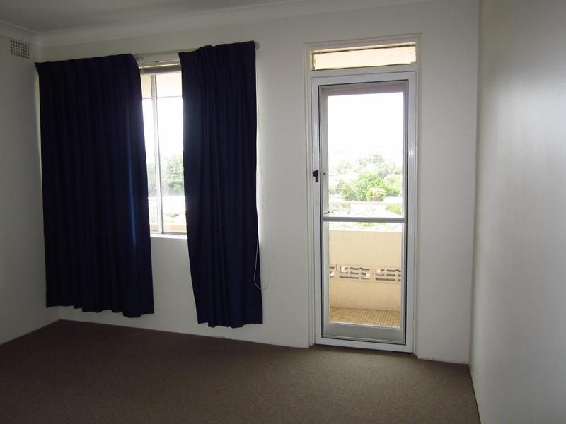 8/8-10 SCHWEBEL Street, Marrickville NSW 2204