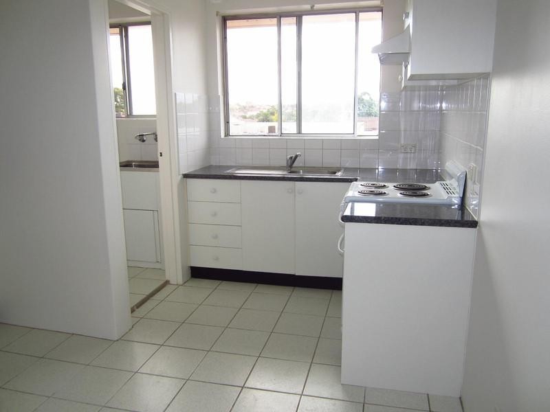 8/8-10 SCHWEBEL Street, Marrickville NSW 2204