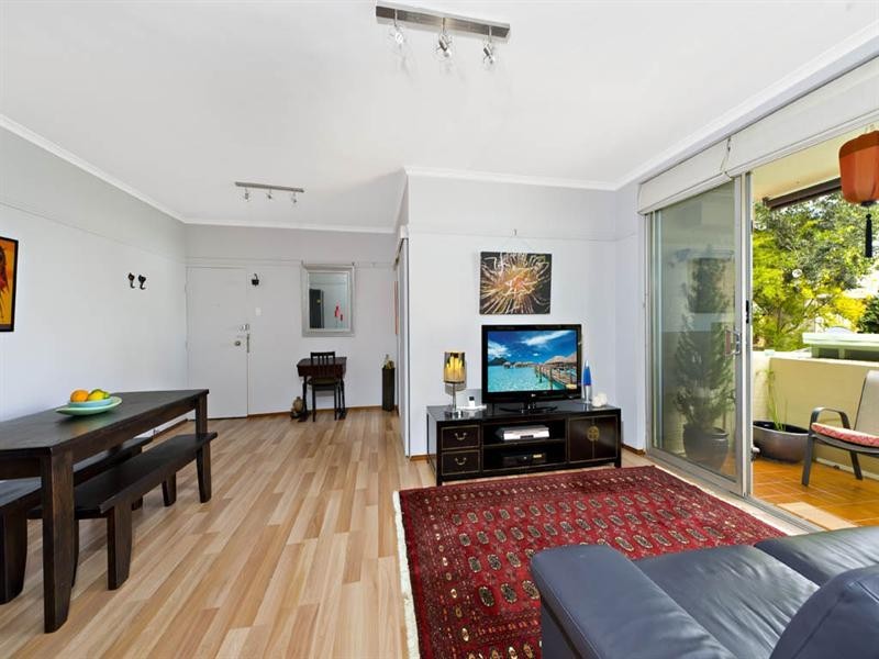 1/27 James Street, Enmore NSW 2042