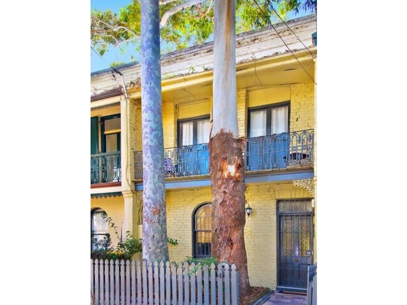 4 Commodore Street, Newtown NSW 2042