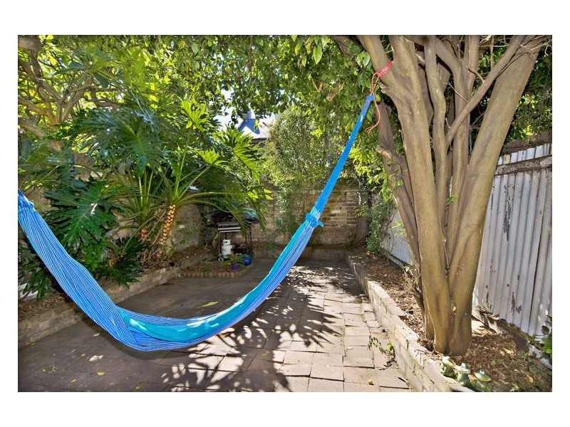 4 Commodore Street, Newtown NSW 2042