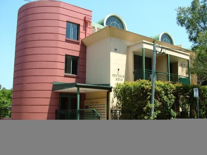 8/1 Linthorpe Street, Newtown NSW 2042