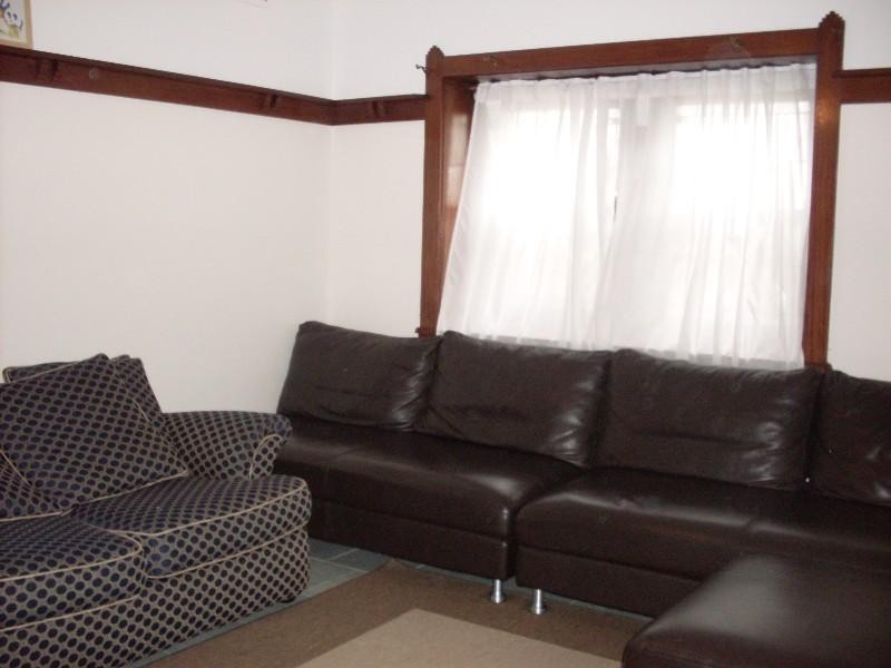 33 Wolli Avenue, Earlwood NSW 2206