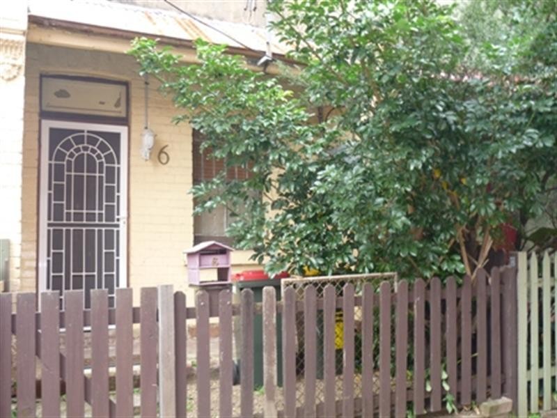 6 Isabella Street, Camperdown NSW 2050