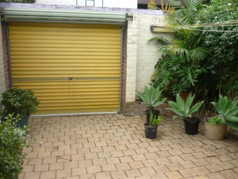 87 Albermarle Street, Newtown NSW 2042