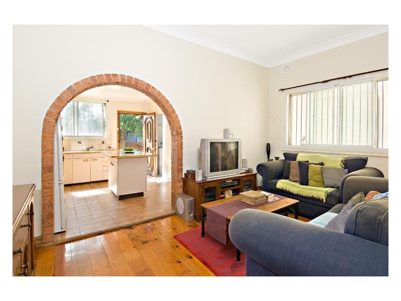 83 Frederick Street, St Peters NSW 2044