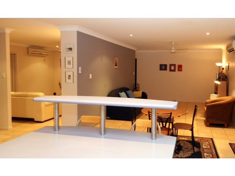 6 Siris, Douglas QLD 4814