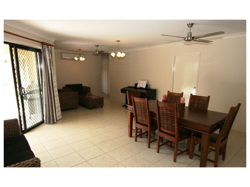 17 Blackbean Court, Mount Louisa QLD 4814