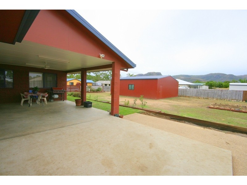 35-37 Elton Drive, Kelso QLD 4815