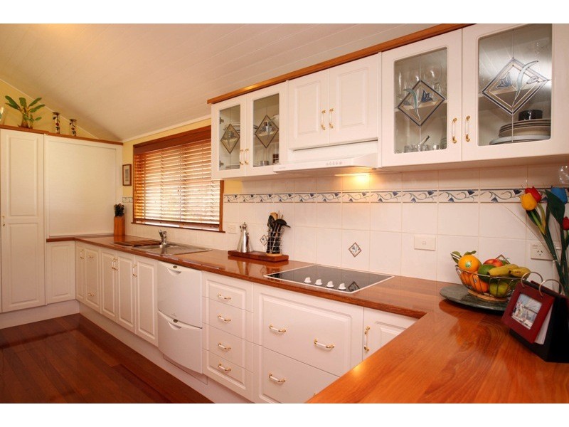 8 Murray Street, North Ward QLD 4810