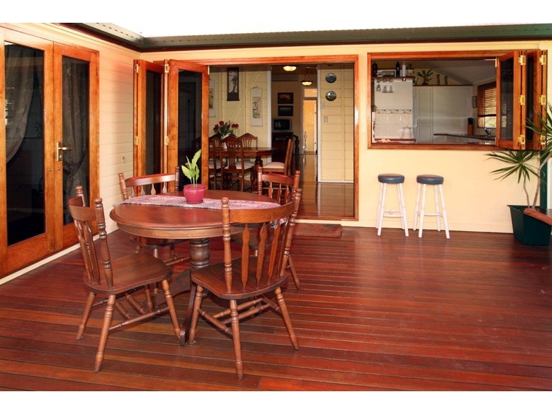 8 Murray Street, North Ward QLD 4810