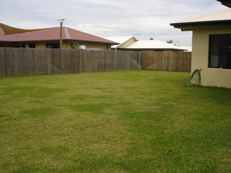 9 Summerland Drive, Deeragun QLD 4818