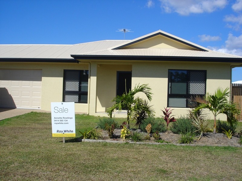 9 Summerland Drive, Deeragun QLD 4818