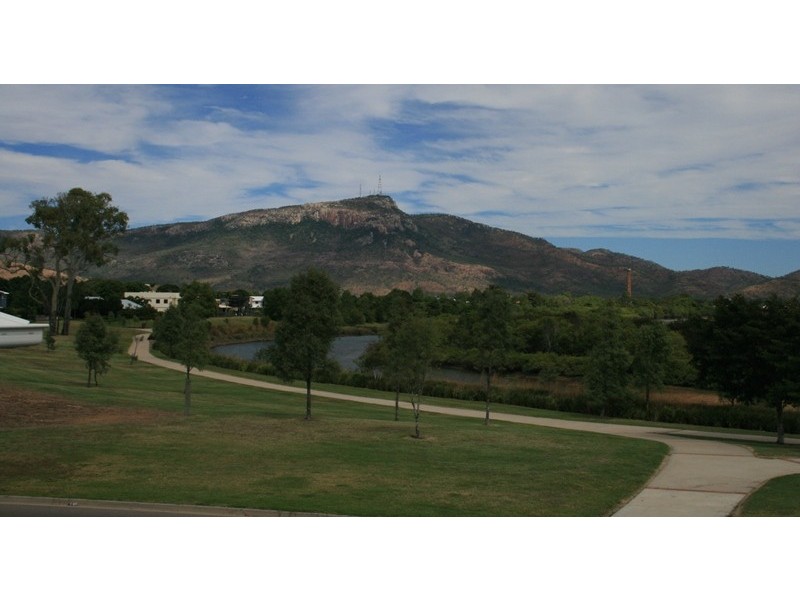 51 River Boulevade, Idalia QLD 4811