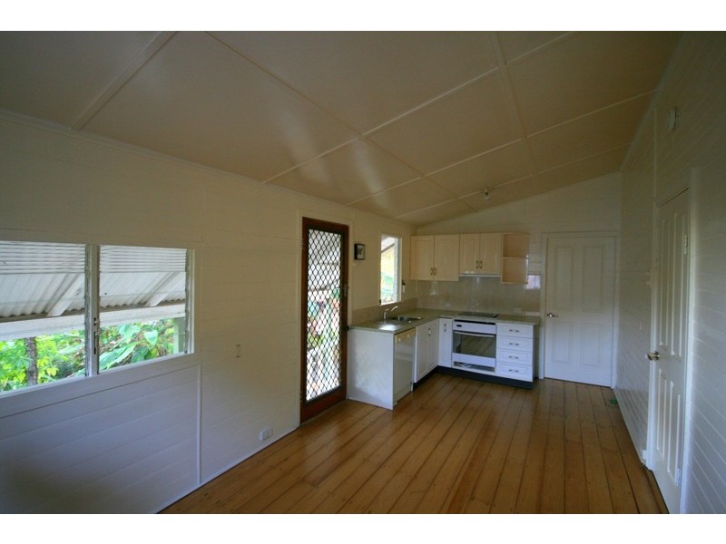 34 Flowers Street, Railway Estate QLD 4810