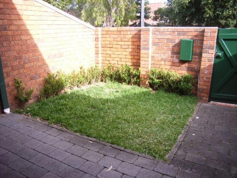 2B St James Road, Bondi Junction NSW 2022