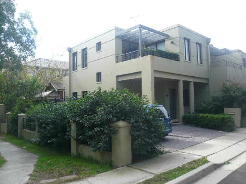 2 Norwich Lane, Rose Bay NSW 2029