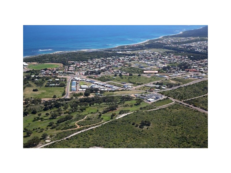 33 Francis Road, Port Denison WA 6525