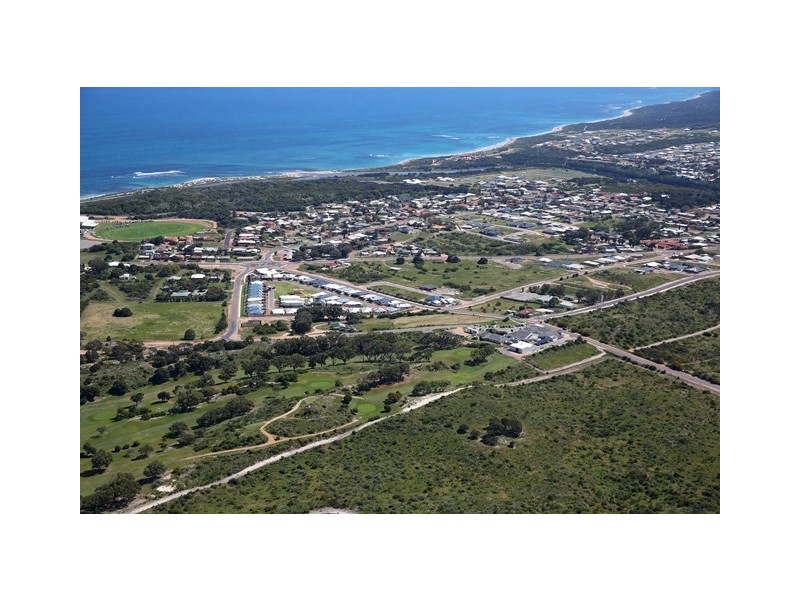 33 Francis Road, Port Denison WA 6525