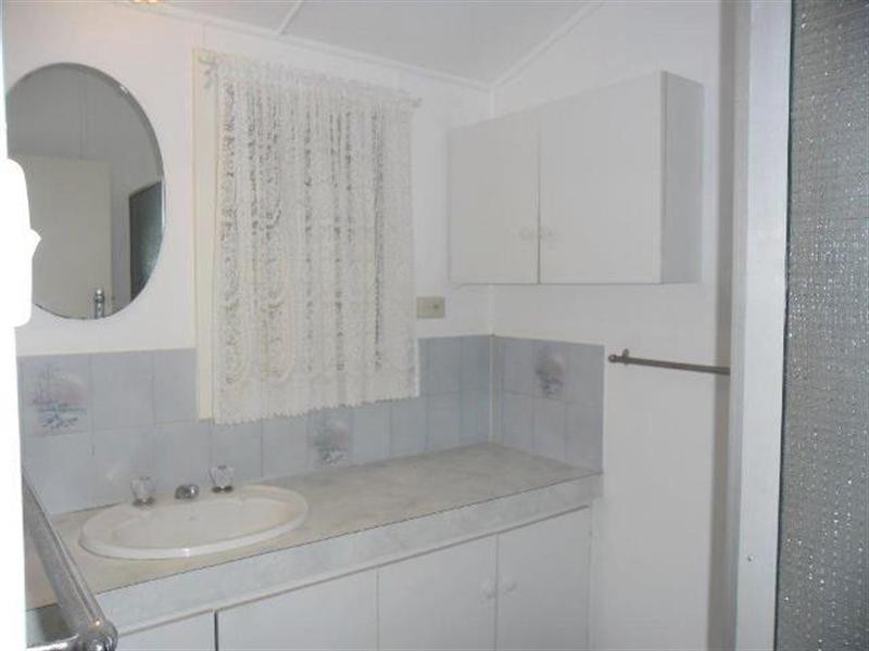 27 Mayrhofer Street, Three Springs WA 6519