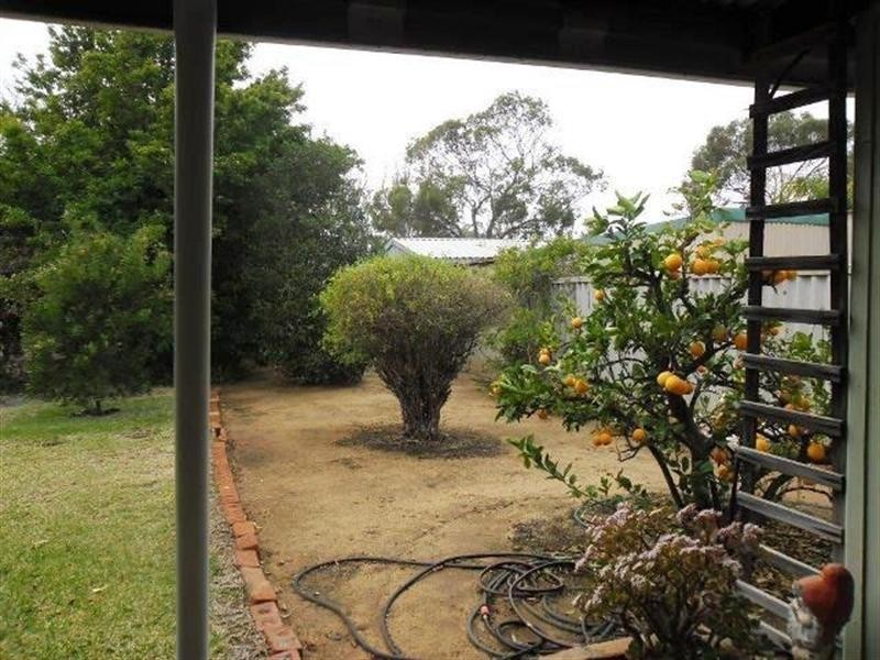 27 Mayrhofer Street, Three Springs WA 6519