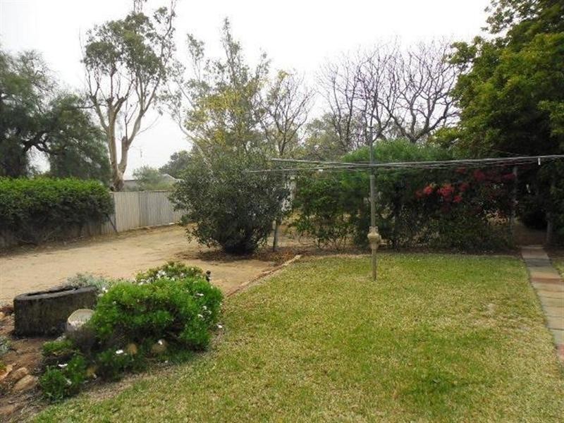 27 Mayrhofer Street, Three Springs WA 6519