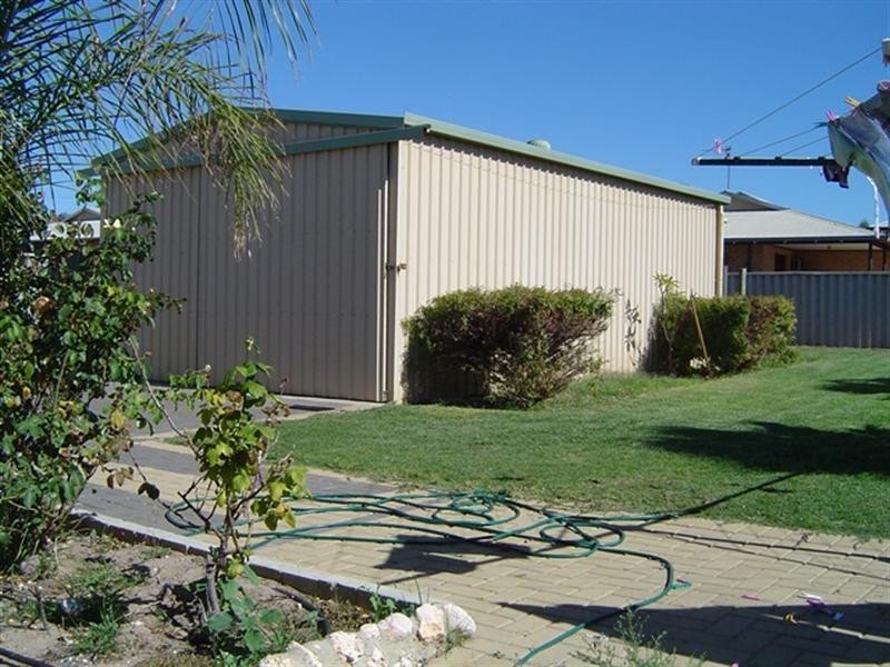 237 Point Leander Drive, Port Denison WA 6525
