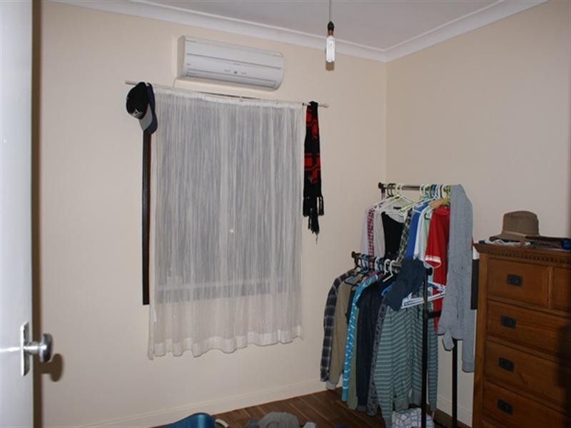 3 Church Street, Dongara WA 6525