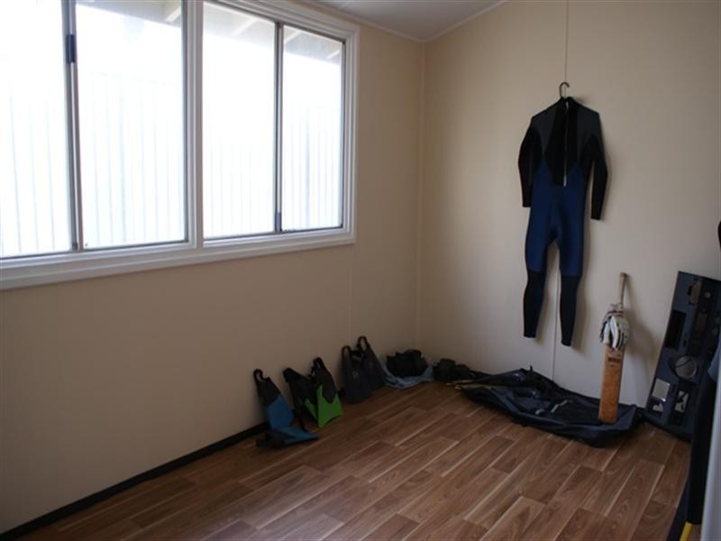 3 Church Street, Dongara WA 6525