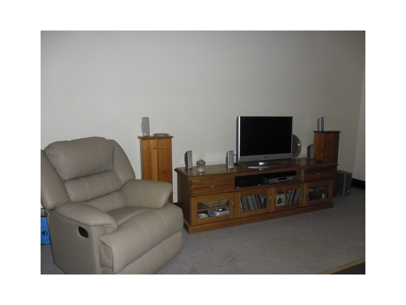 8 Niven Crescent, Carnamah WA 6517