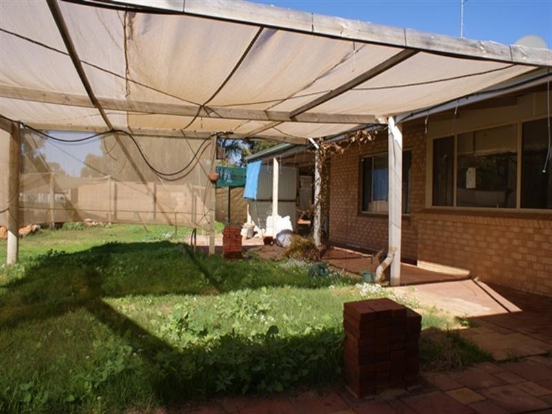 65 Brennand Road, Dongara WA 6525