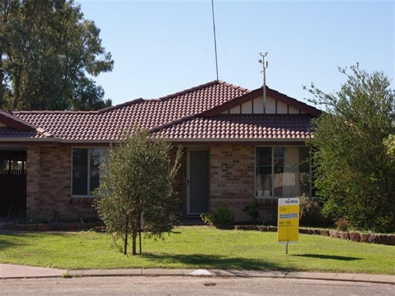 30 Clementina Road, Dongara WA 6525