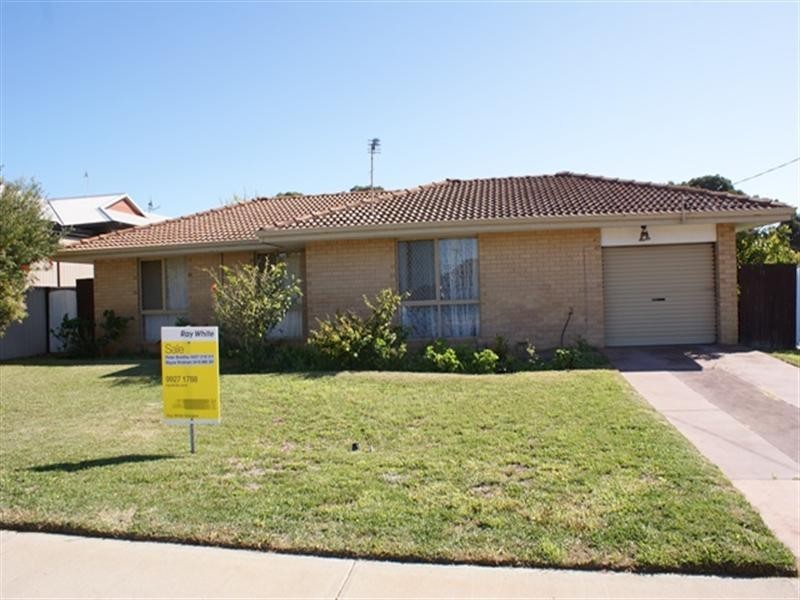 26 Ocean Drive, Port Denison WA 6525