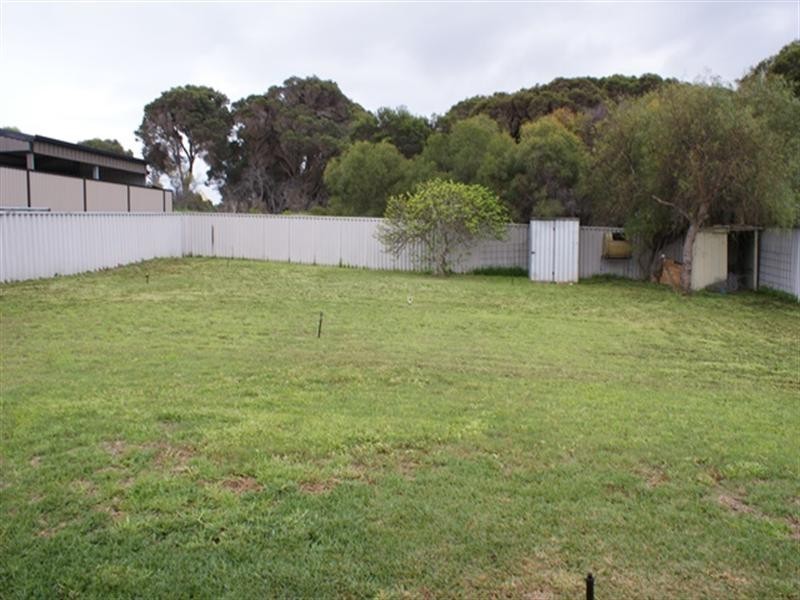 26 Ocean Drive, Port Denison WA 6525