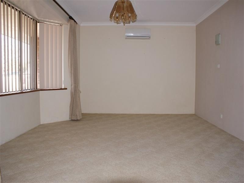 27 Clemintina Road, Dongara WA 6525