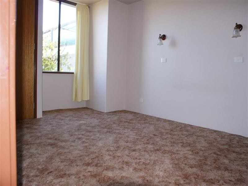 27 Clemintina Road, Dongara WA 6525