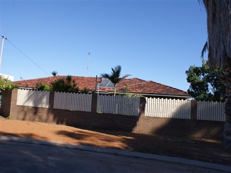 27 Clemintina Road, Dongara WA 6525