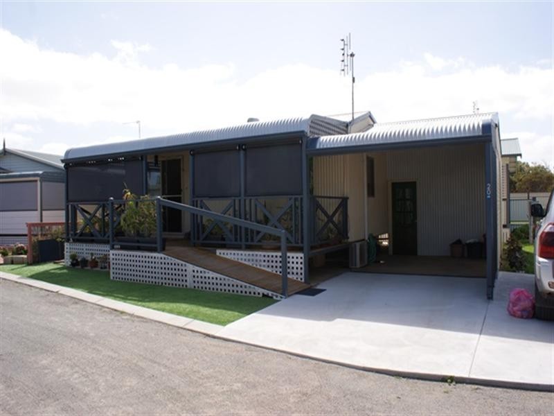 20/50 Waldeck Street, Dongara WA 6525