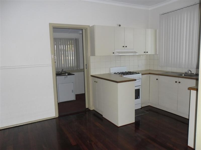 31 Robertson Street, Carnamah WA 6517
