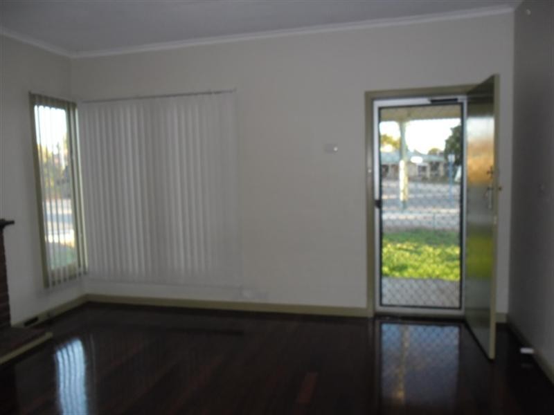 31 Robertson Street, Carnamah WA 6517