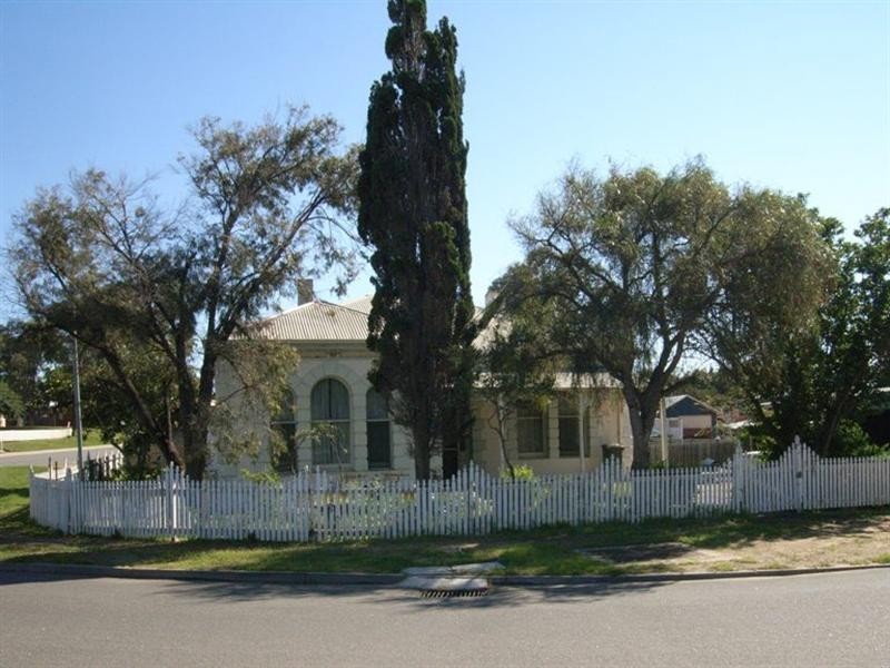 2 Waldeck, Dongara WA 6525