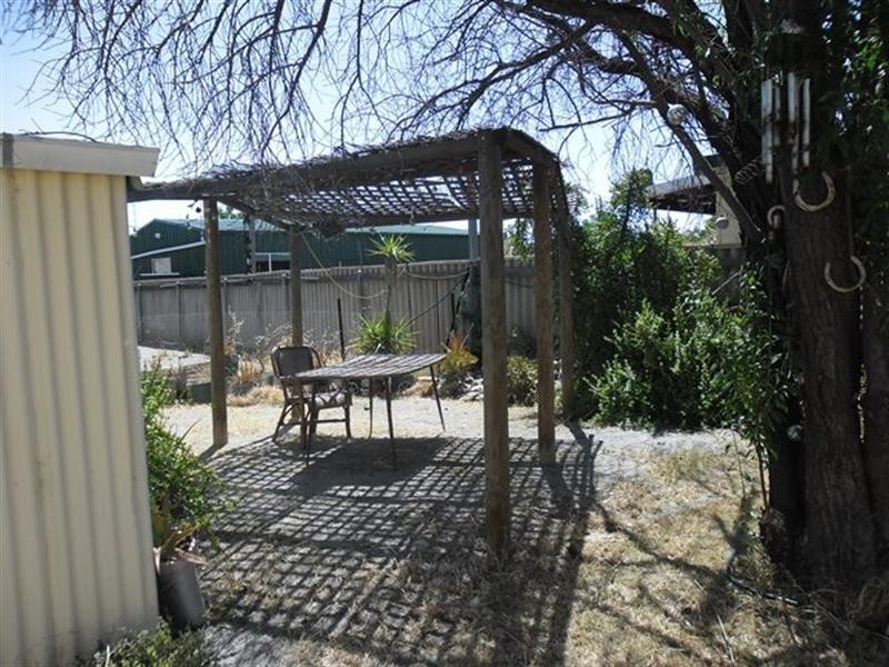 6 Niven Cresent, Carnamah WA 6517