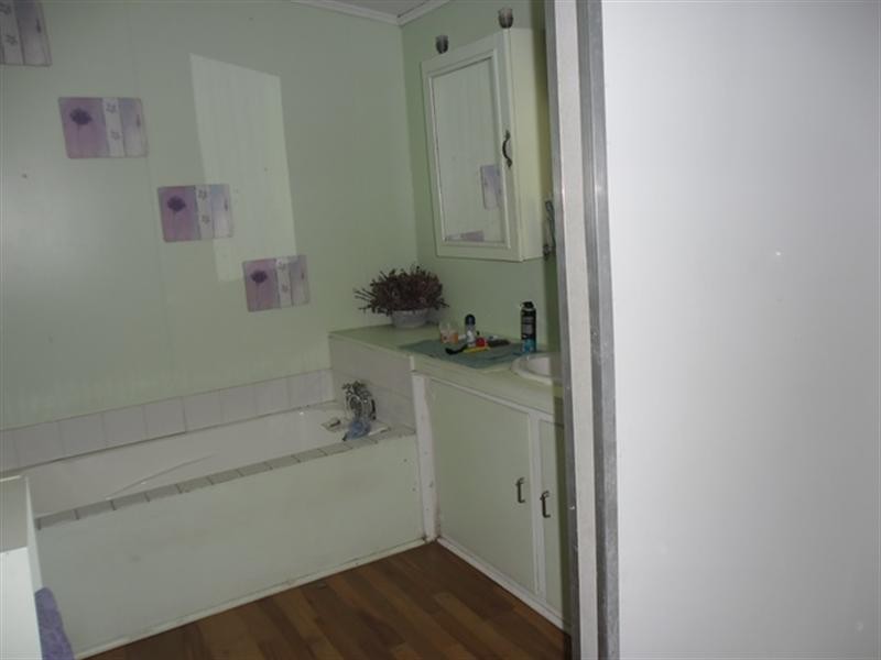 6 Niven Cresent, Carnamah WA 6517